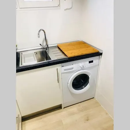 Aneto Apartment *